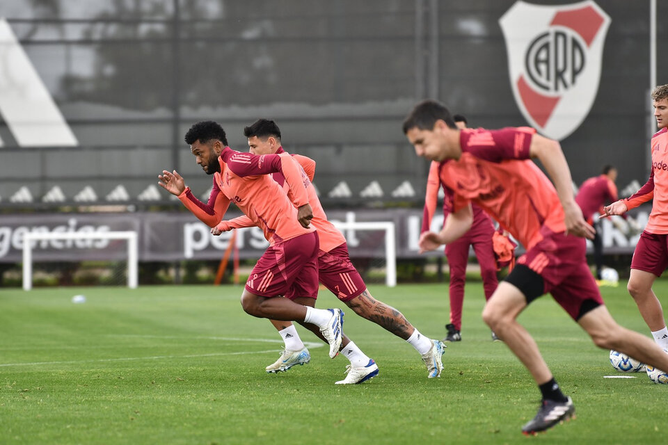 Nacho Fernández y Borja, dos potenciales titulares ante Mineiro (Fuente: Prensa River)