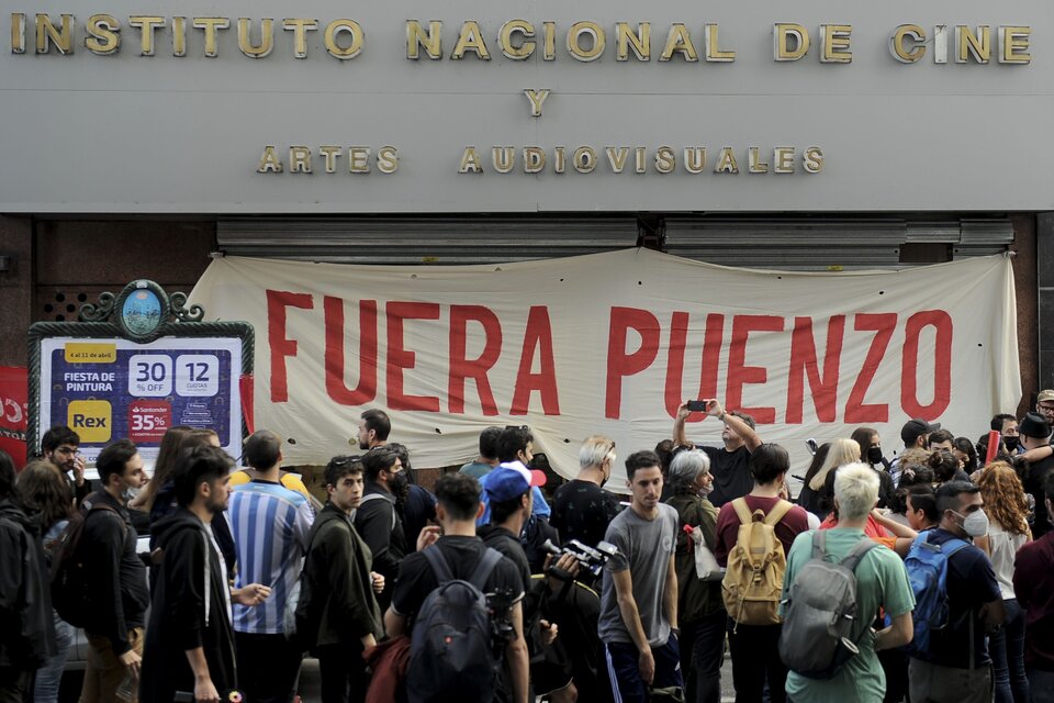 Luis Puenzo se atrincheró en el INCAA: ahora dice que no quiere renunciar y no atiende llamados de Bauer ni Cerruti