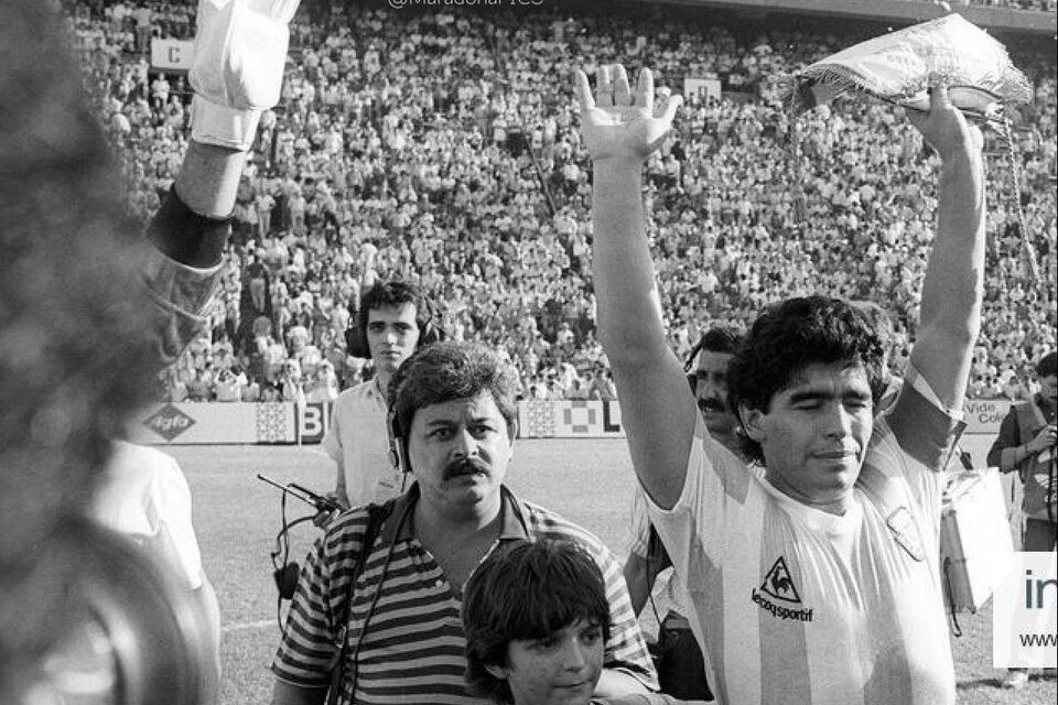 Tití Fernández: “los mejores logros periodísticos de mi carrera me los dio Maradona”