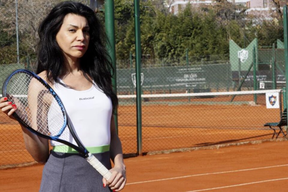 Mía Fedra, primera tenista trans del país: "Mi éxito se debe a que tuve apoyo familiar"