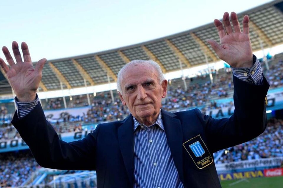 Falleció el exjugador y entrenador de Racing Juan José Pizzuti