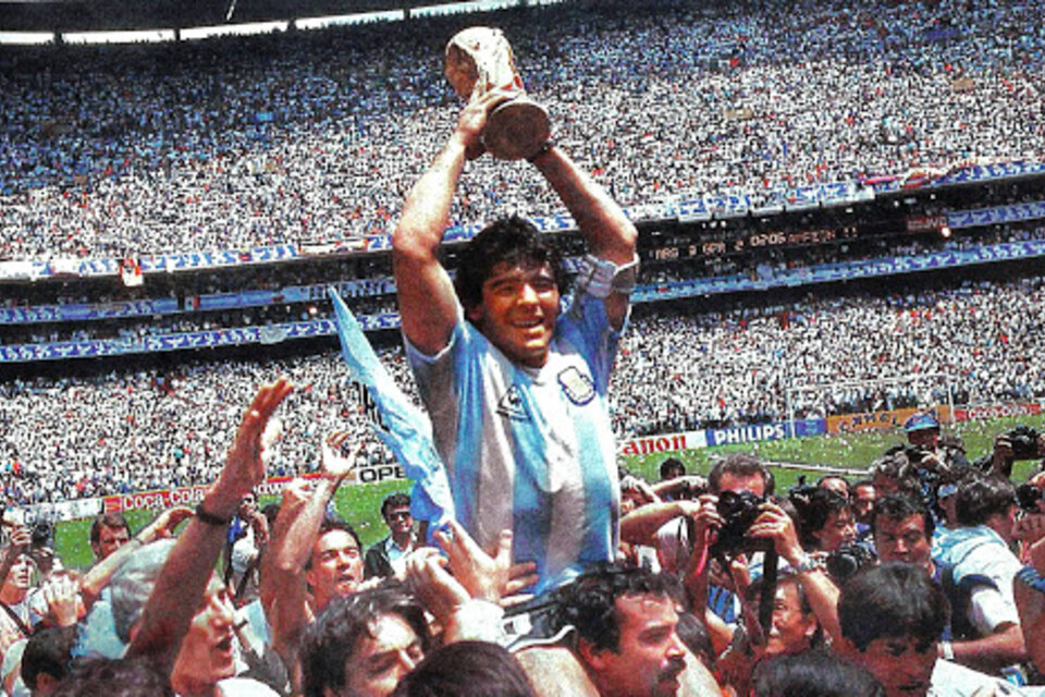 Tití Fernández: "Maradona nos hizo vivir momentos increíbles"