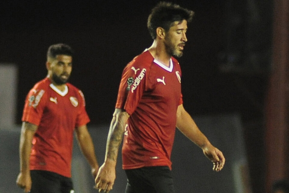 Pablo Pérez en la noche de Avellaneda, por la Copa Sudamericana.