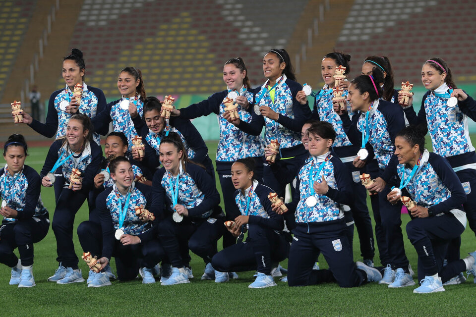 Históricas el fútbol femenino fue plata en los Panamericanos La