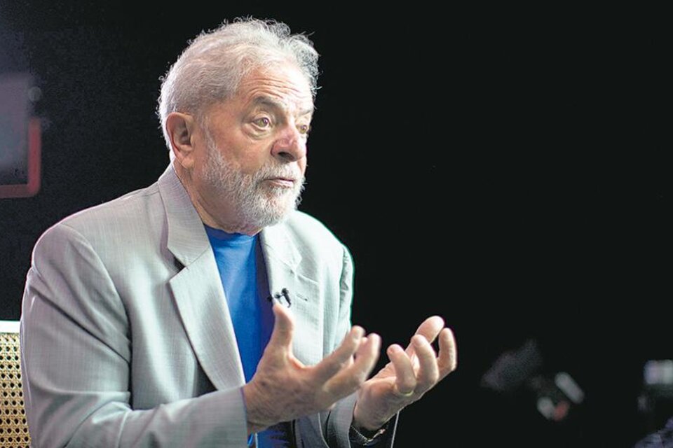 "Voy a salir de esta situación mucho mayor, más fuerte, más verdadero", asegura Lula da Silva. 