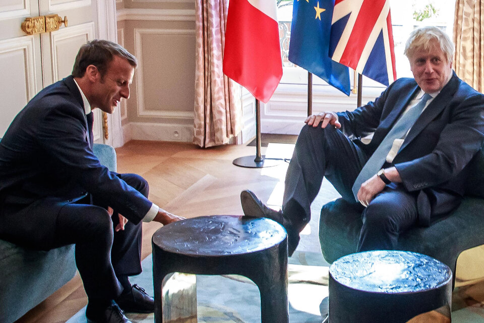 Emmanuel Macron recibió al premier británico Boris Johnson. (Fuente: AFP)
