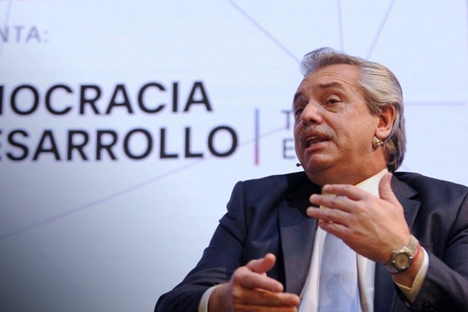 El candidato del Frente de Todos no ahorró críticas al FMI por el préstamo dado al gobierno de Macri.  (Fuente: Noticias Argentinas)