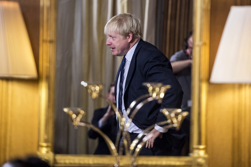 Boris Johnson cierra el Parlamento para imponer su plan de Brexit duro. (Fuente: AFP)