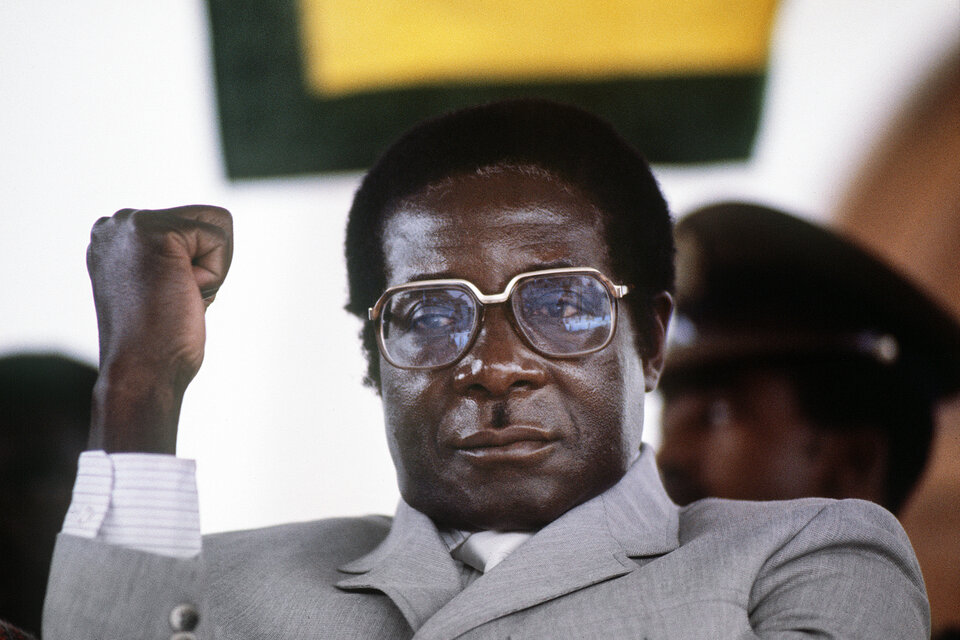 Mugabe tomó las riendas de la antigua Rodesia tras su independencia en 1980.    (Fuente: AFP)
