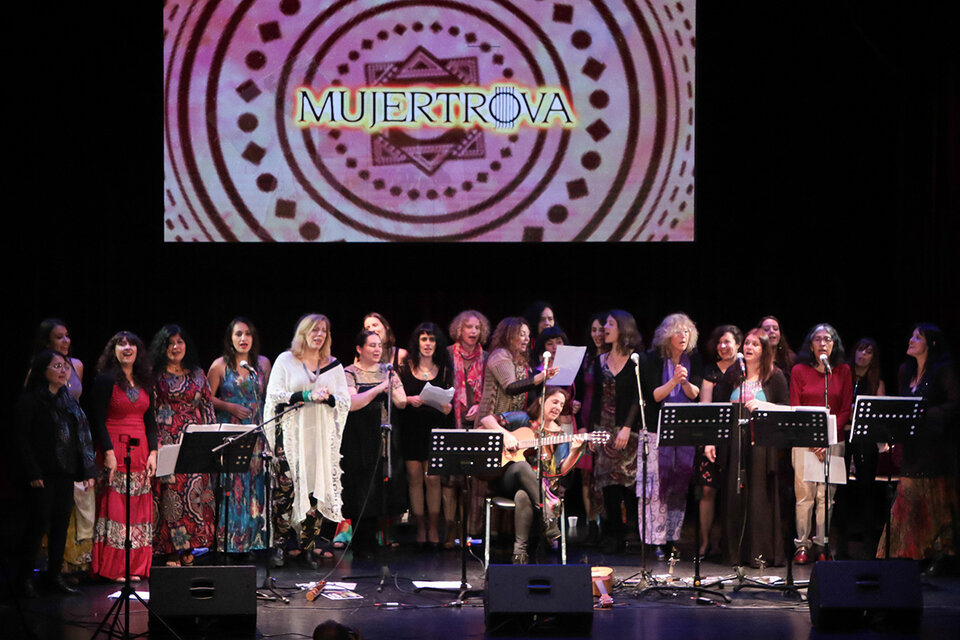 MUJERTROVA se reúne para celebrar el canto social (Fuente: Gentileza Ariel Asenjo)
