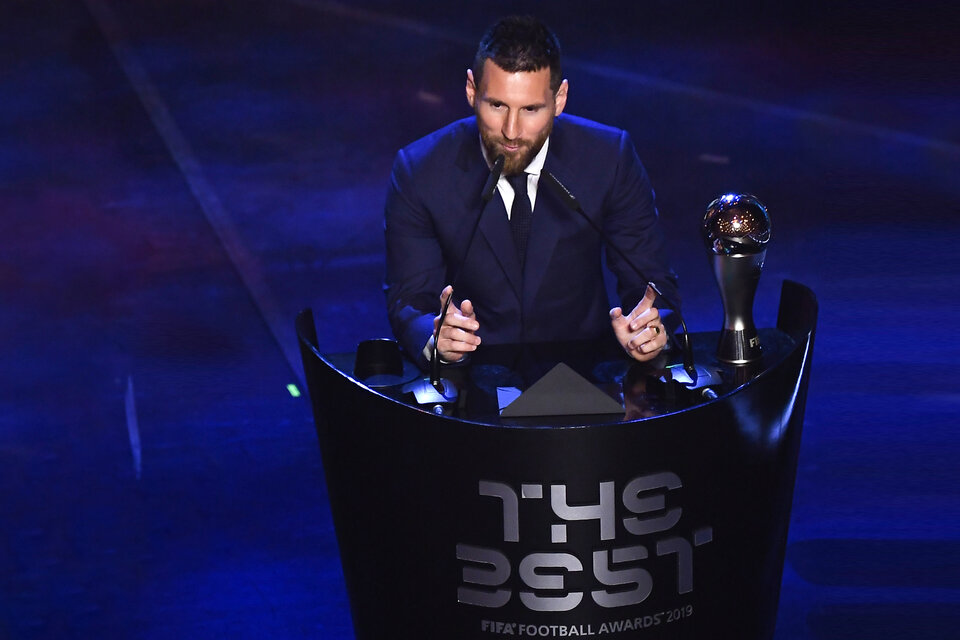 Lionel Messi, a la hora del discurso. (Fuente: AFP)