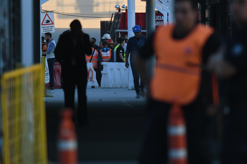 Un obrero murió y 13 resultaron heridos por la caída de un andamio en una obra en el Aeropuerto de Ezeiza. (Fuente: Télam)
