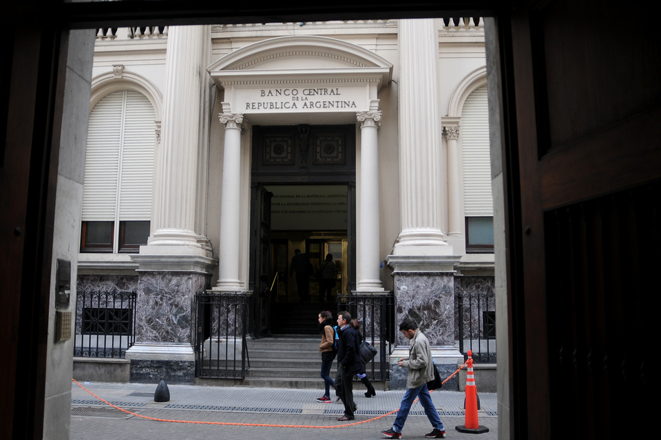 Entre agosto y septiembre el monto en Pases trepó de 5.000 a 224.000 millones.
