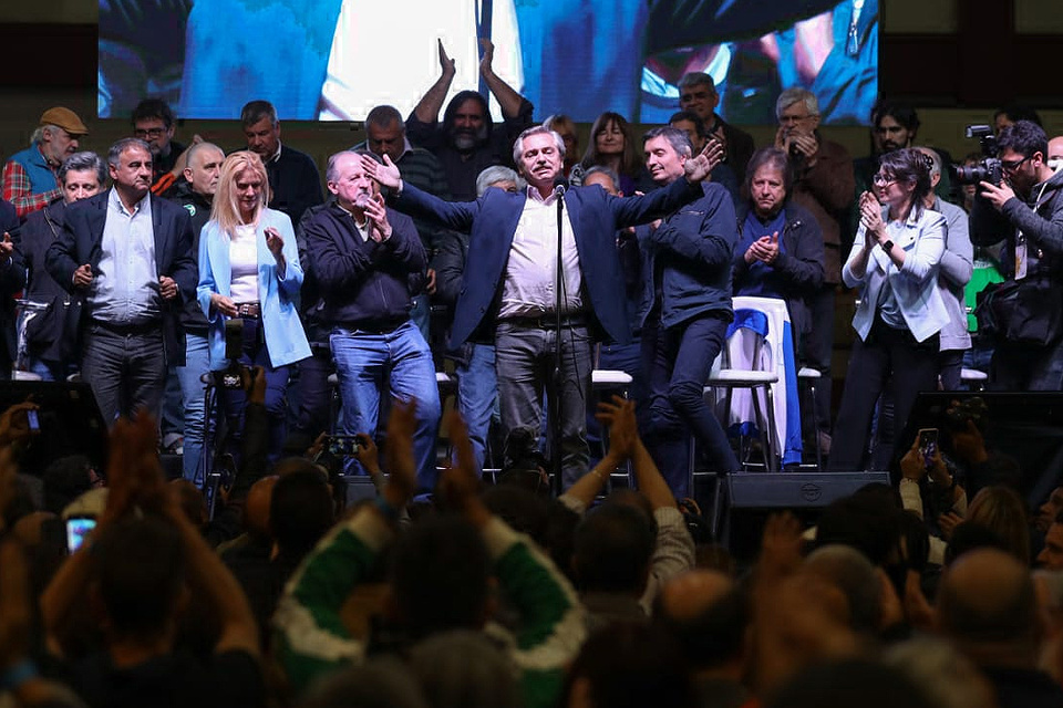 Alberto Fernández fue el orador de cierre en Lanús.
