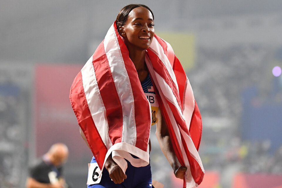 La atleta Dalilah Muhammad estableció un nuevo record mundial en Qatar. (Fuente: AFP)