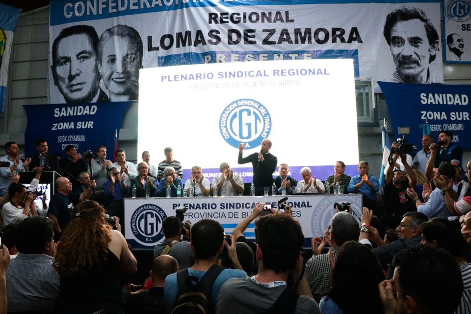 Martín Insaurralde participó del Plenario Regional de la CGT que se realizó en Lomas de Zamora.