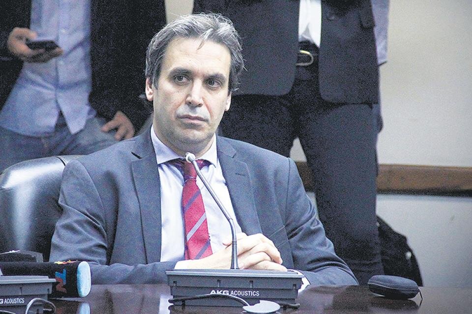 El juez Ramos Padilla detalló las irregularidades de la maniobra. 