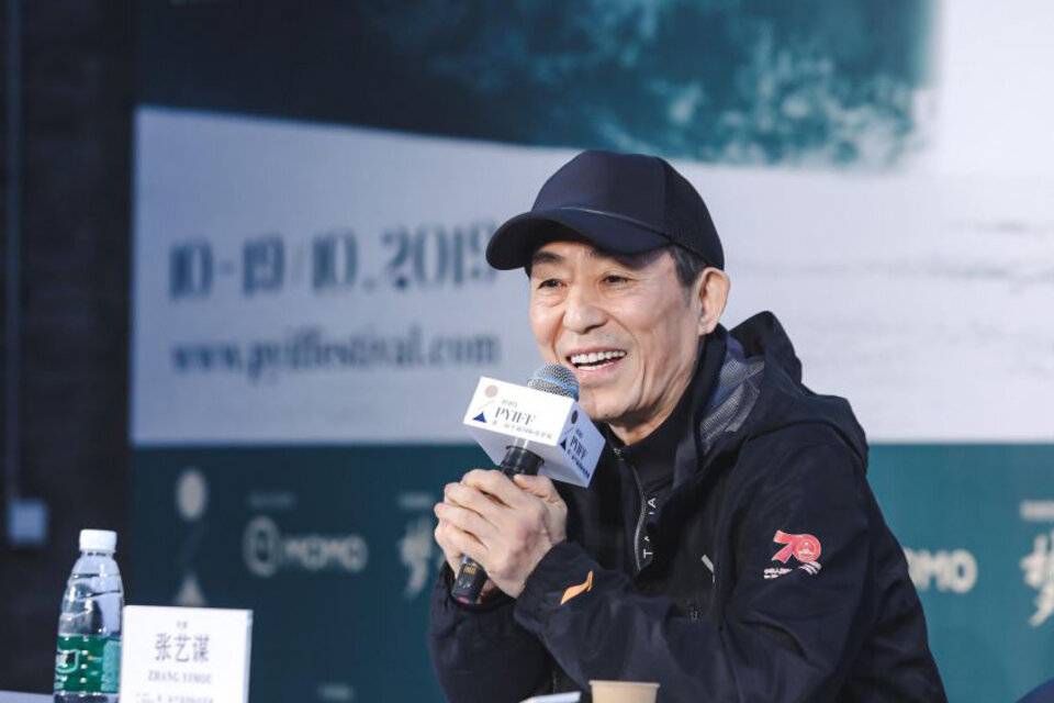 Zhang Yimou volvió a recorrer las callecitas de Pingyao casi 30 años después de haber rodado aquí escenas de "Esposas y concubinas". 