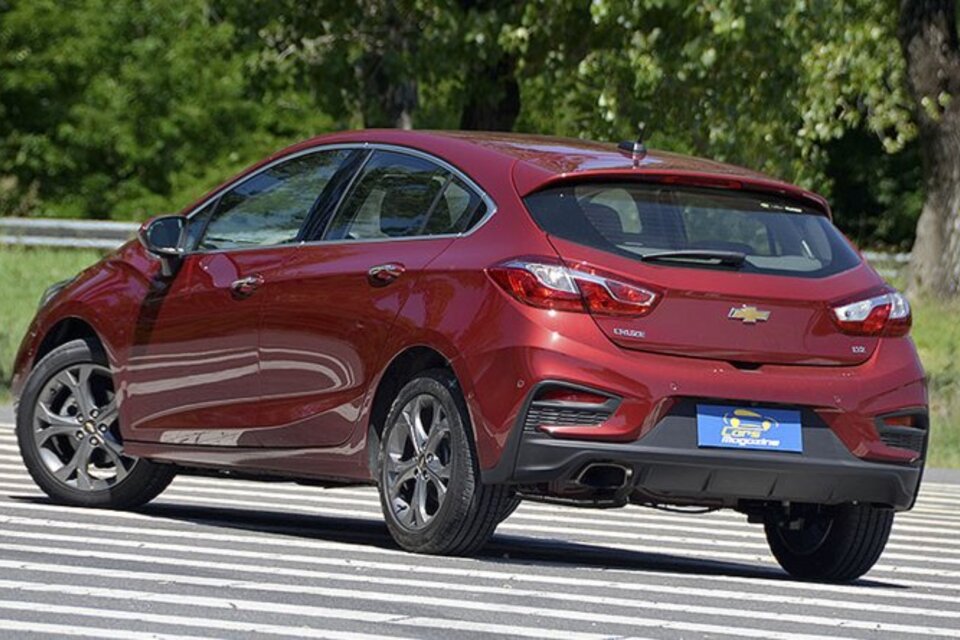 El Chevrolet Cruze es uno de los más afectados por la caída de las ventas a Brasil.