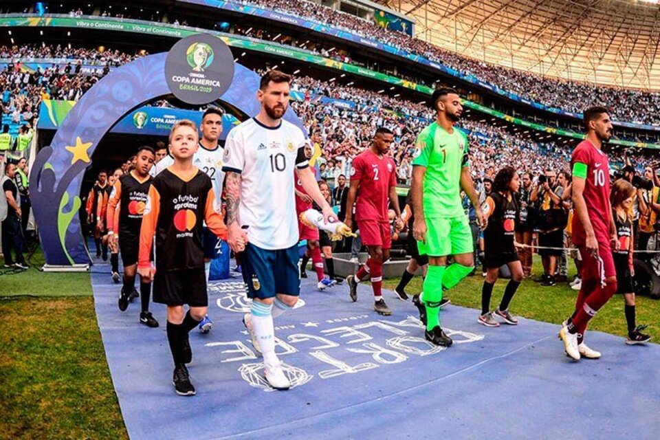 Messi y Argentina clasificaron con lo justo a cuartos de final. (Fuente: Twitter Copa América)