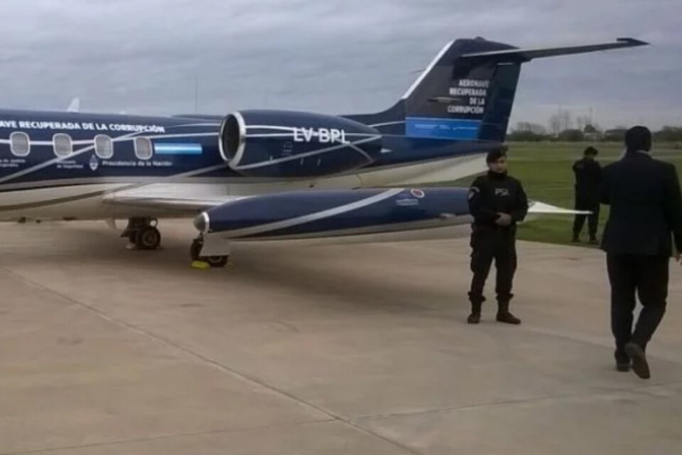 El Gobierno no logró subastar el avión de Lázaro Báez