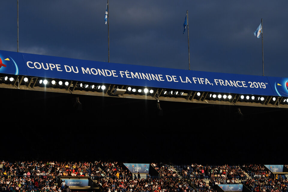 La FIFA apuesta al posicionamiento del fútbol femenino.