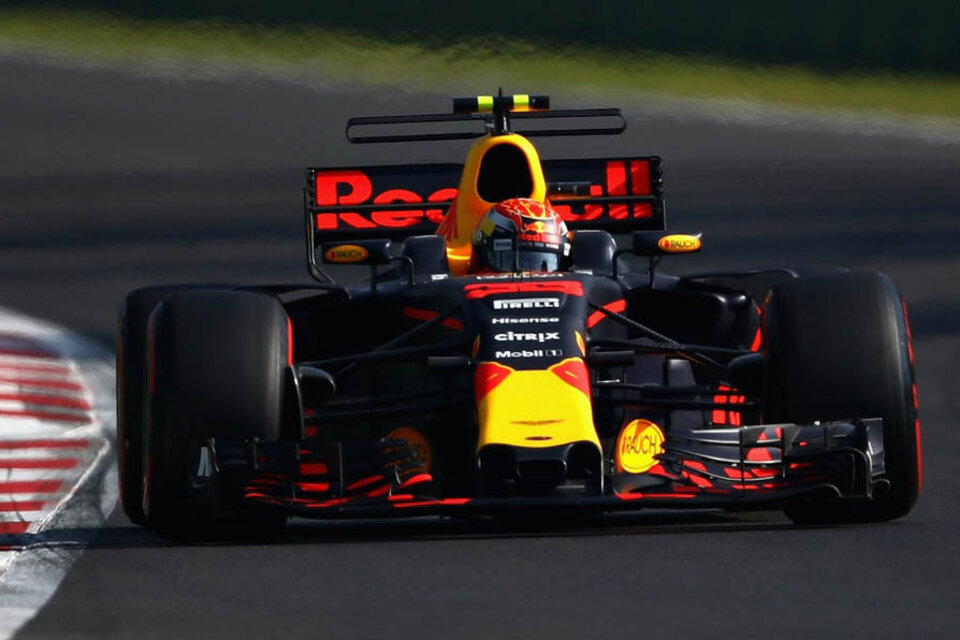 Verstappen y su Red Bull, al frente desde el inicio en Brasil. (Fuente: AFP)
