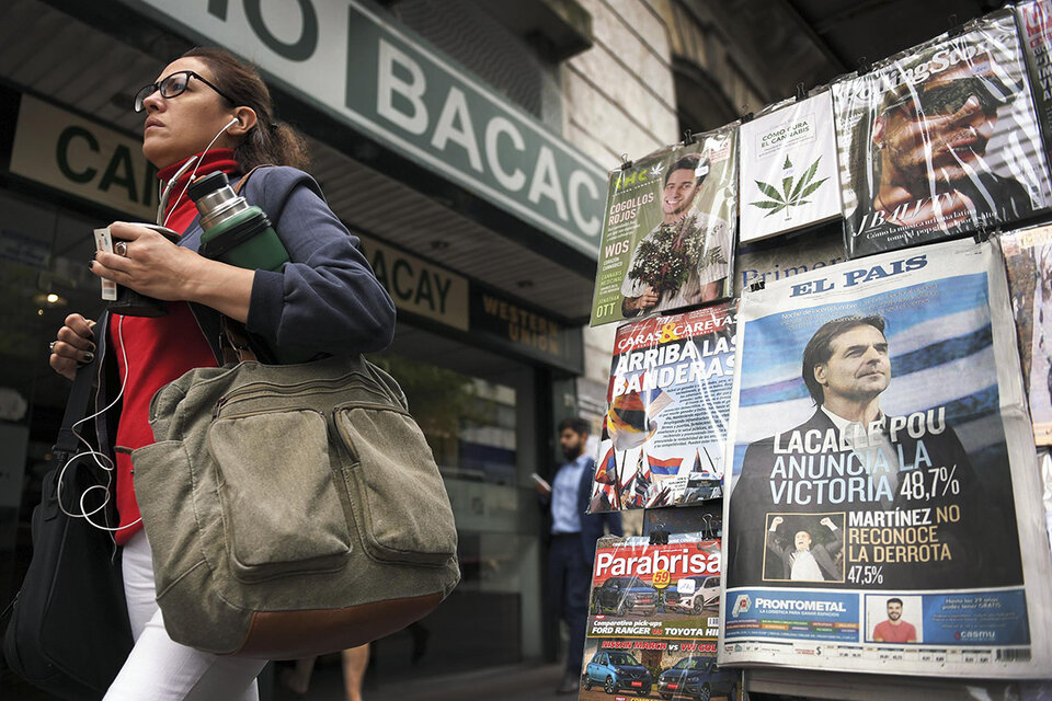 Los uruguayos tendrán que esperar para conocer el resultado de las elecciones presidenciales.