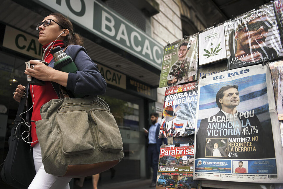 Los uruguayos tendrán que esperar para conocer el resultado de las elecciones presidenciales.  (Fuente: Télam)