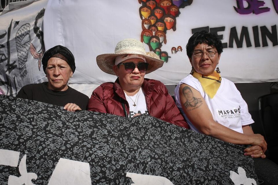 Las Madres Ana Páez, Carmenza Gómez y Doris Tejada. (Fuente: Jose Nico)