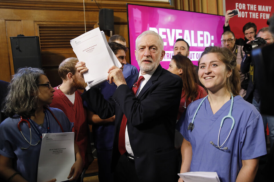 Corbyn hace campaña en favor de una mayor invesrión en salud pública. (Fuente: EFE)