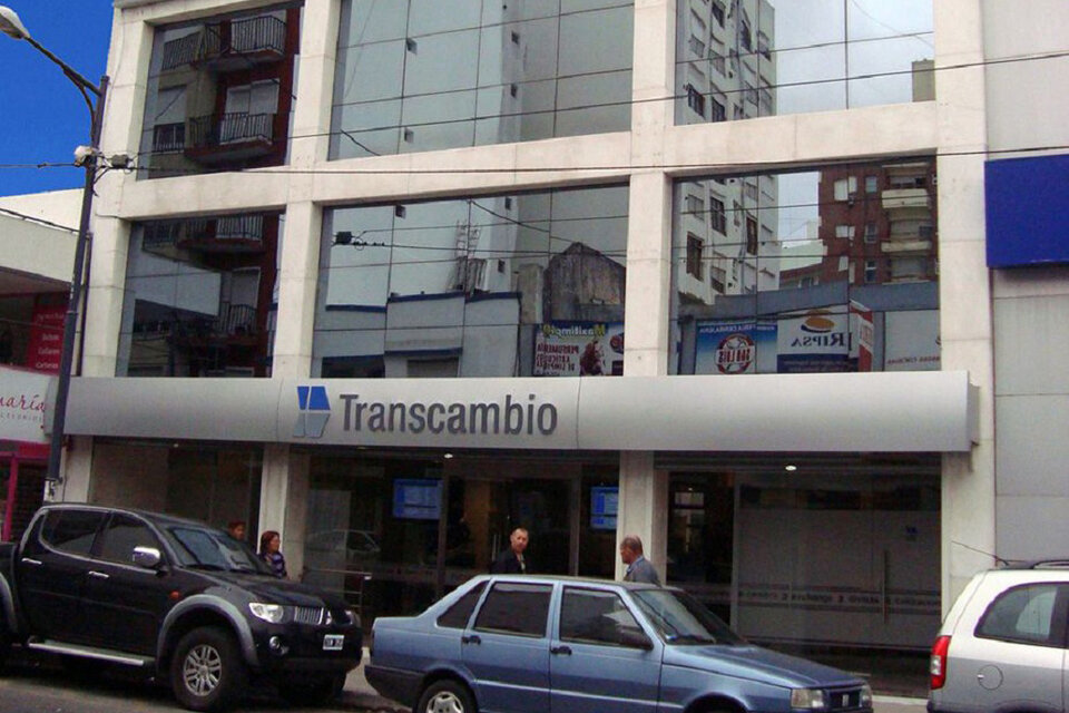 Transcambio es la cara visible del entramado ilegal. 