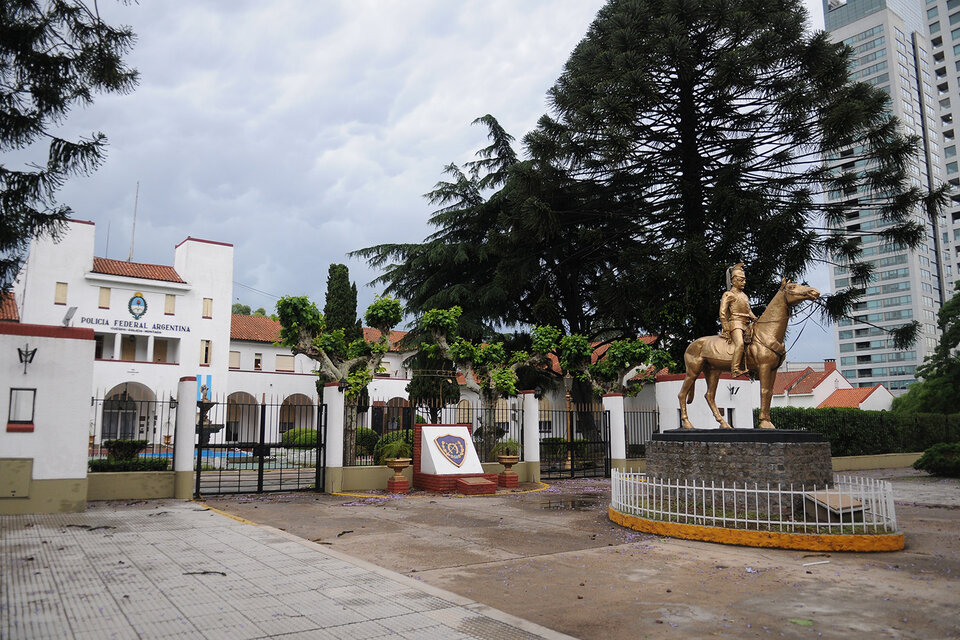 El predio de la Policía Montada quedó por ahora fuera de la venta. (Fuente: Guadalupe Lombardo)