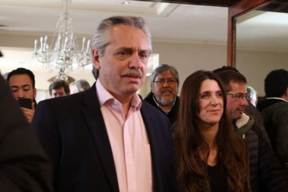 Alberto Fernandez junto a Inés Arrondo, durante la campaña a la presidencia.