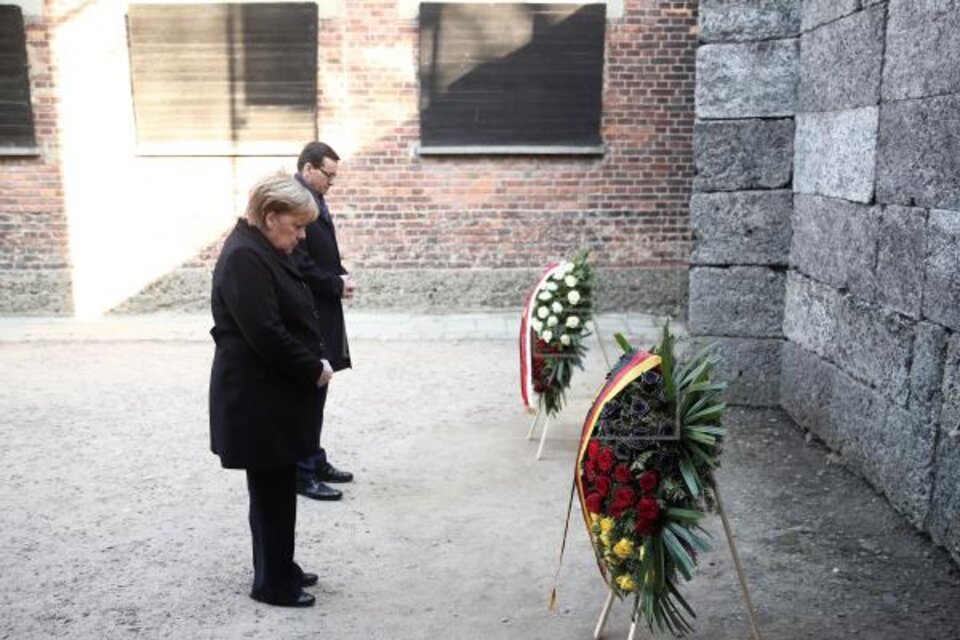 Angela Merkel en Auschwitz. (Fuente: EFE)