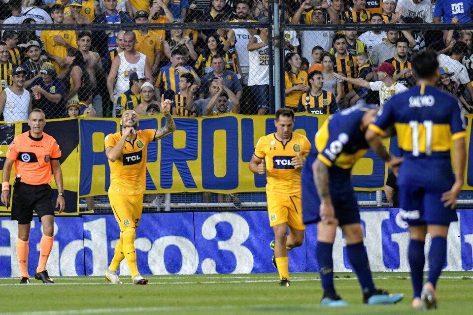 Central festejó en la despedida de Alfaro como técnico de Boca. (Fuente: Fotobaires)