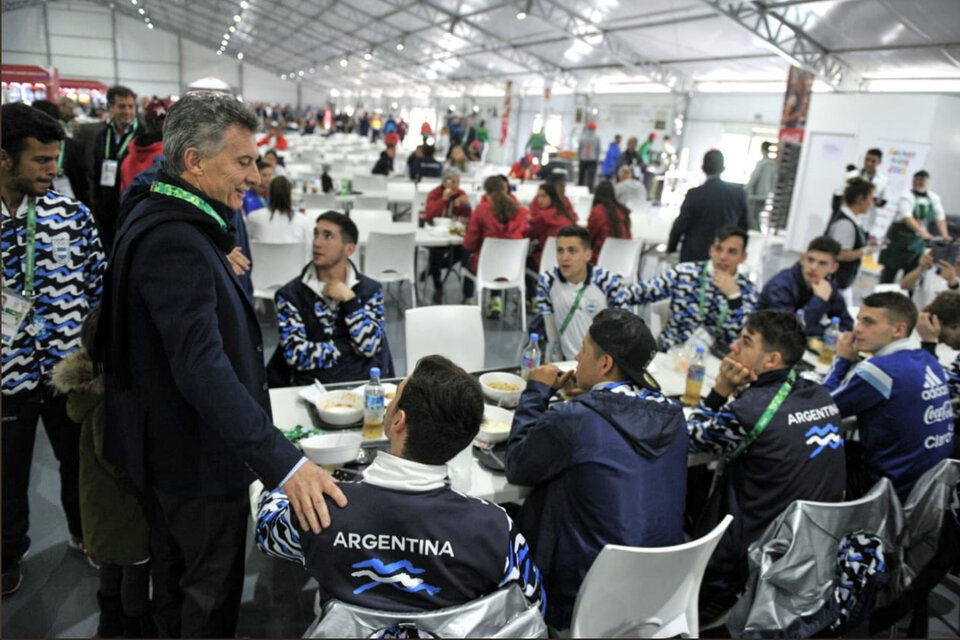 Mientras celebraba la organización de los JJOO de la Juventud, Macri degradaba a la Secretaría de Deportes a Agencia. (Fuente: NA)