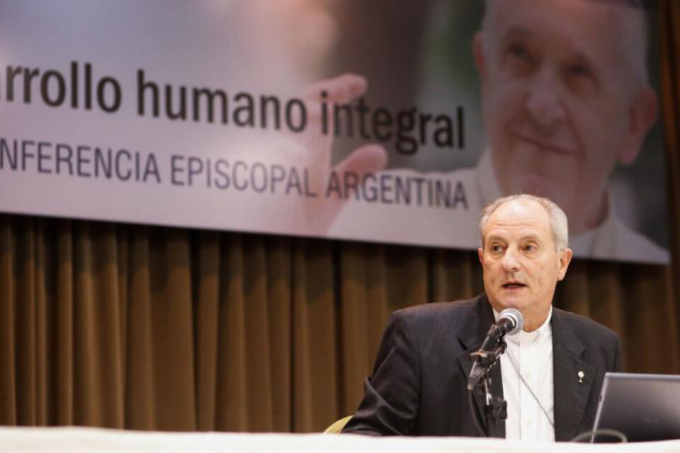 El obispo Jorge Lugones, de Lomas de Zamora, preside la Comisión Episcopal de Pastoral Social. (Fuente: AICA)