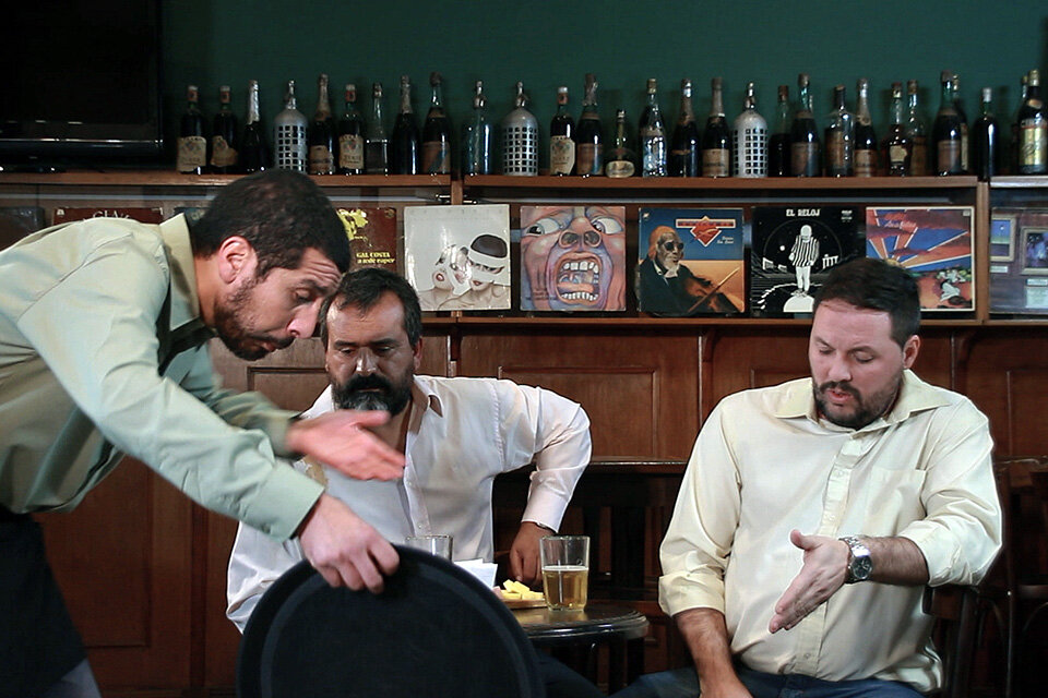 Escena del episodio Al dente, una de las ocho historias de Bares