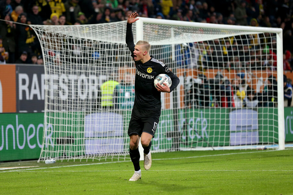Erling Haaland jugó su primer partido y a los 20 minutos logró el primer hat-trick en Dortmund. (Fuente: @BVB)