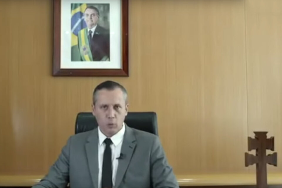 Captura de video del hoy exsecretario de Cultura, Roberto Alvim. 