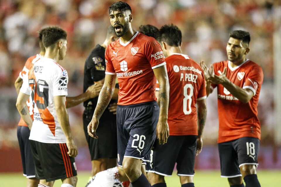 Independiente: se descargó Barboza tras su expulsión contra River (Fuente: Fotobaires)
