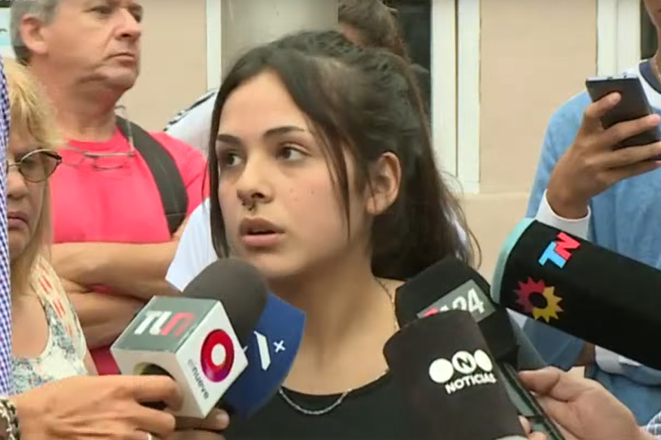 Fiama, la joven que habló con Báez minutos antes del asesinato.  (Fuente: Captura de pantalla)