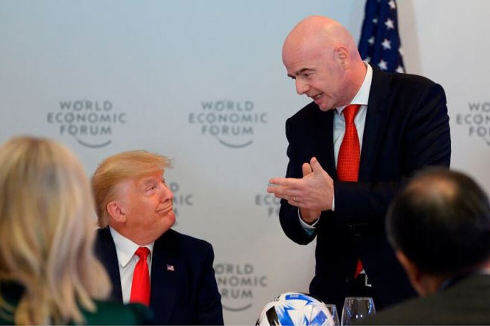 Infantino y Trump, durante una reunión en Davos. (Fuente: FIFA)