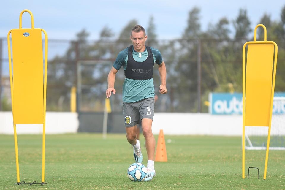Ruben regresa al club en el que fue goleador (Fuente: Prensa Rosario Central)
