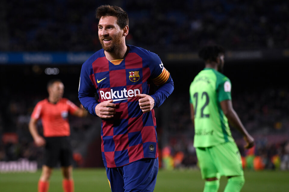 Messi festeja el segundo de su cosecha, Goleó Barcelona y sigue en la Copa del Rey. (Fuente: AFP)