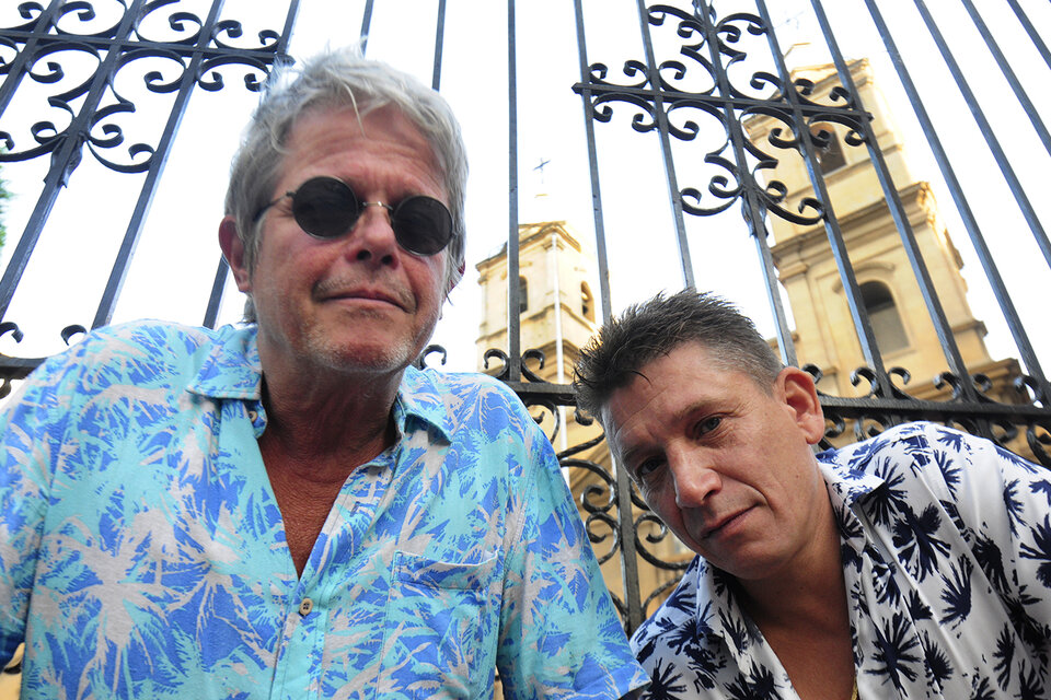 Juan del Barrio y Gato Azul, dos de los Abuelos. 