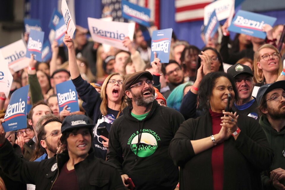 Seguidores de Sanders en New Hampshire festejan los resultados de la elección. (Fuente: AFP)