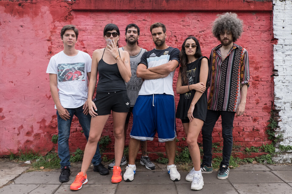 El disco debut de Nafta mezcla la música urbana con el neosoul, y va acompañado de un desarrollo audiovisual conceptual. (Fuente: Cecilia Salas)