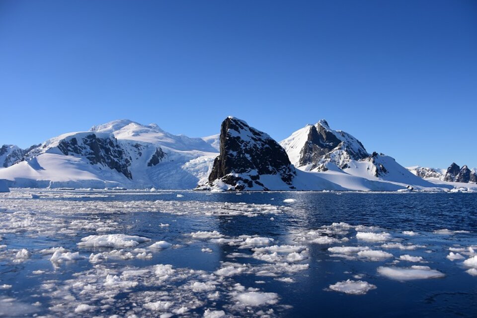 Una imagen de la Antártida con casi 20 grados de temperatura.  (Fuente: AFP)